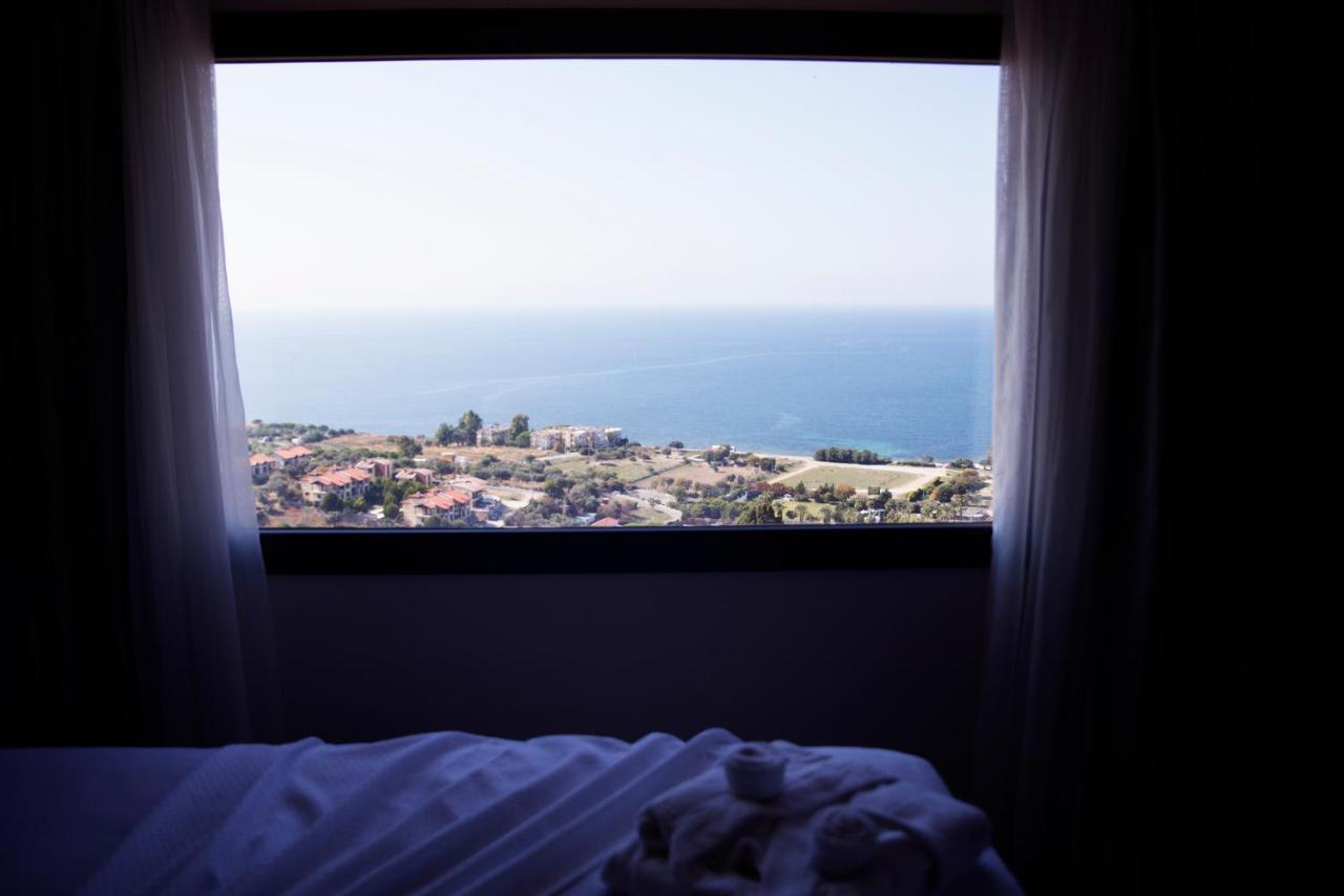 Neopol Hotel Kusadası Exteriör bild