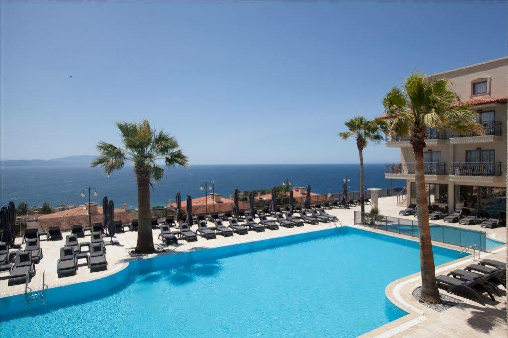 Neopol Hotel Kusadası Exteriör bild